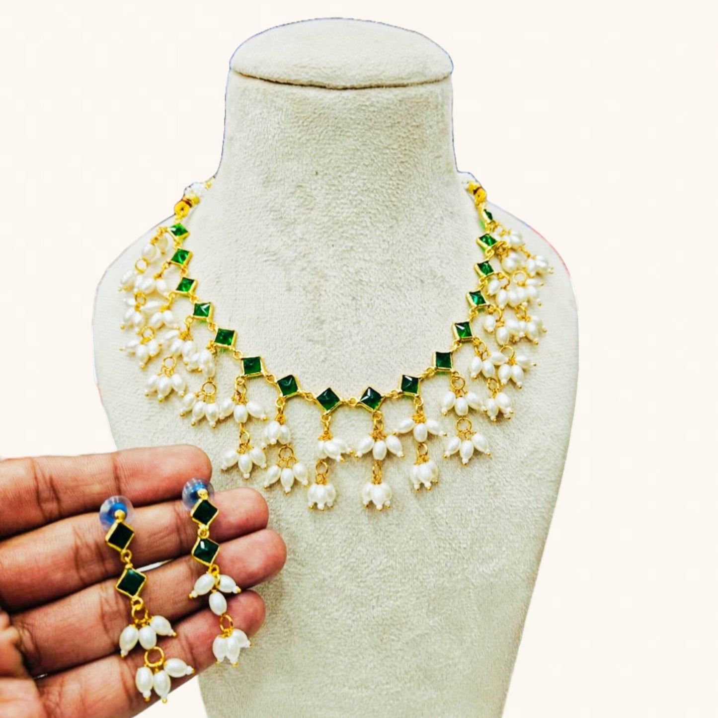 AD Pearls Necklace With Earrings